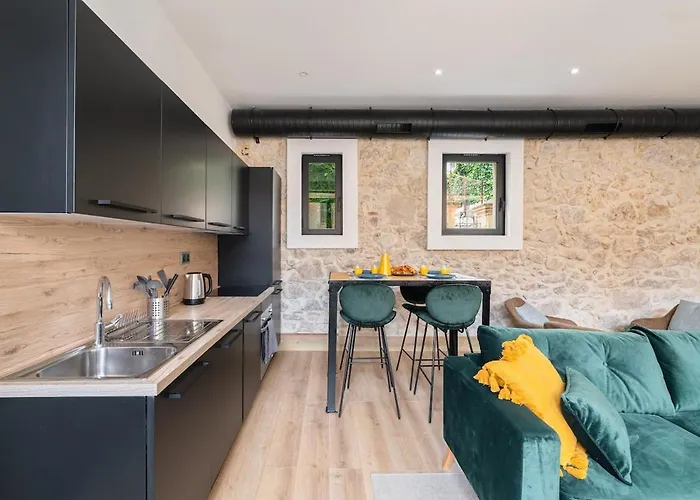 Designer Loft Near Monaco Lejlighed