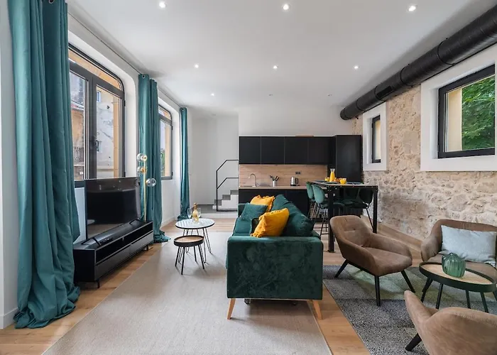 Designer Loft Near Monaco Lejlighed